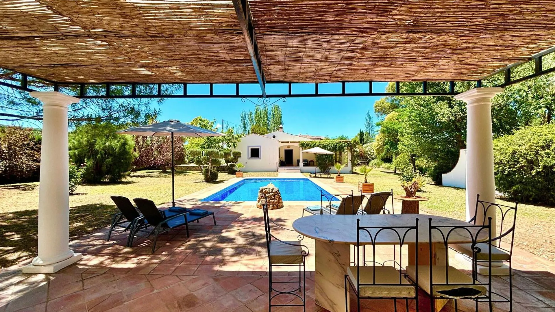 Los Olivos ロンダ